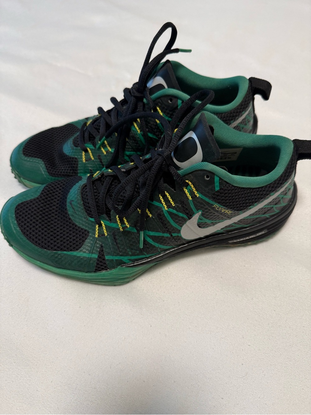 Nike men’s Lunar TR1 LE Oregon Ducks training shoes size 10